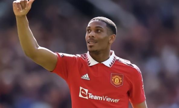 在重返英超 在重返英超